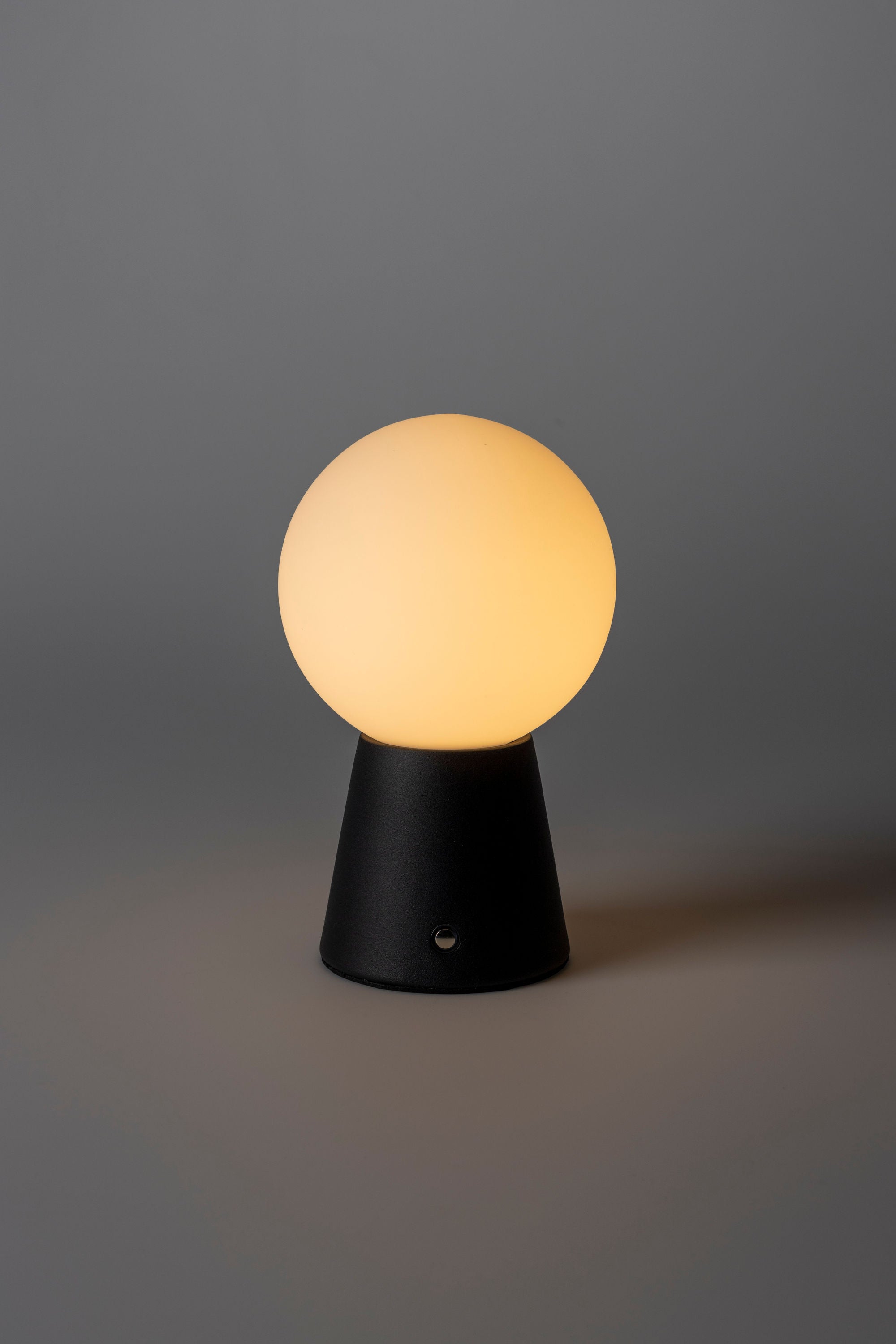 Zuiver Stellar Black & White Orb Table Lamp